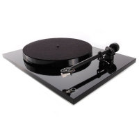 REGA Planar 1 REGA Planar 1