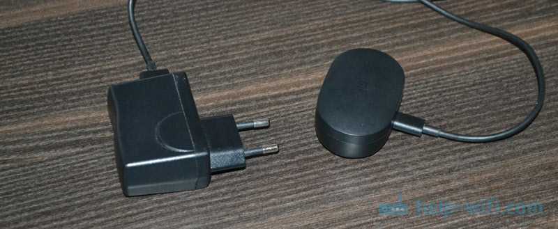 Как заряжать беспроводные Bluetooth наушники?