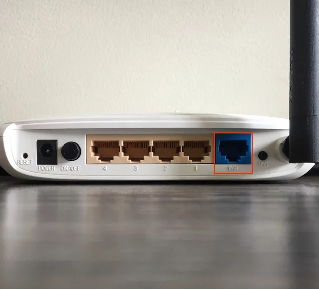 Может ли роутер принимать интернет по Wi-Fi и передавать на роутер по кабелю?